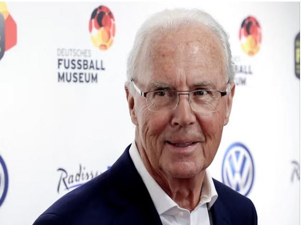 Franz Beckenbauer là hậu vệ bayern munich huyền thoại 