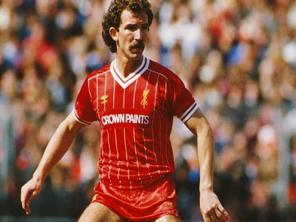 Graeme Souness là tiền vệ Liverpool huyền thoại