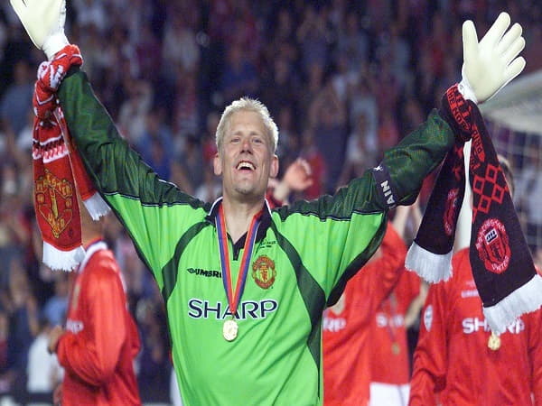 Peter Schmeichel là thủ môn MU huyền thoại